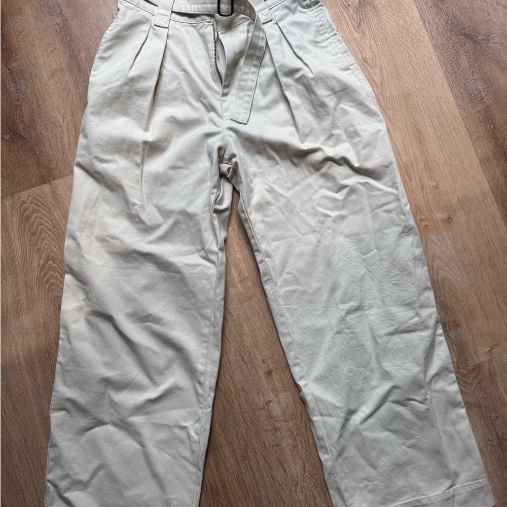 UNIQLO Beige High-Waisted Wide-Leg Pants – Size XS